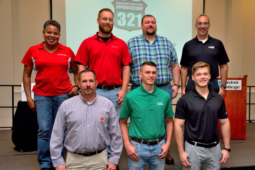 Graduating 321 Apprentices and Mentors